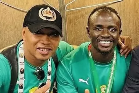 الحاج ضيوف: لا أحب مقارنتي بـ ماني.. وأشكره على قبول نصيحتي أمام المغرب